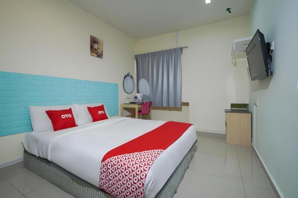 Oyo 89717 Budget Star Hotel Куала-Лумпур Екстер'єр фото