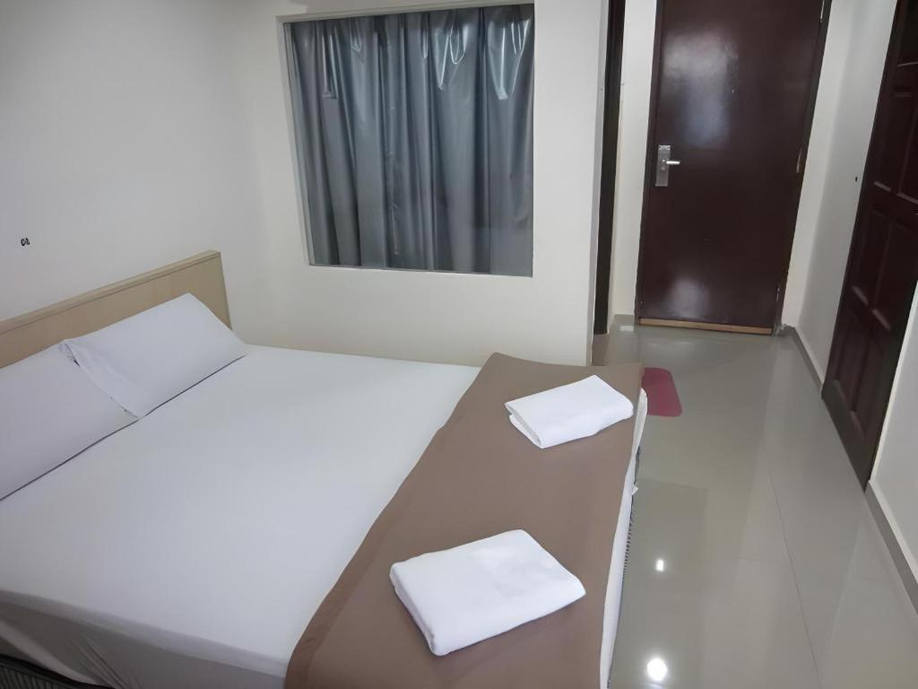 Oyo 89717 Budget Star Hotel Куала-Лумпур Екстер'єр фото