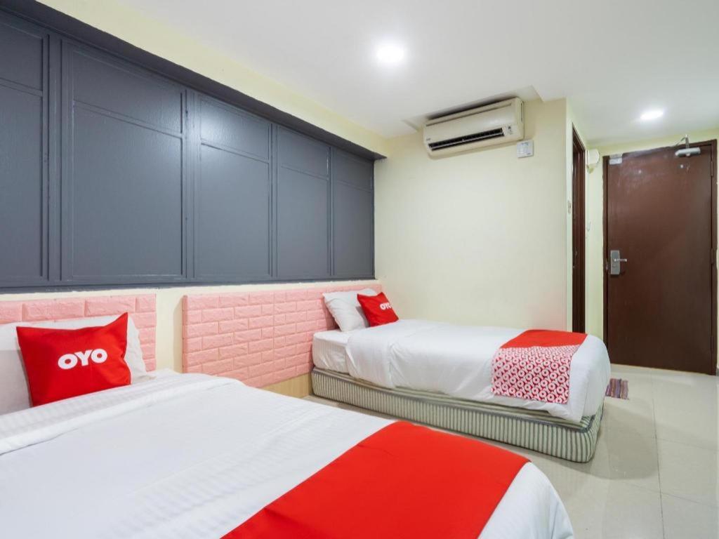 Oyo 89717 Budget Star Hotel Куала-Лумпур Екстер'єр фото